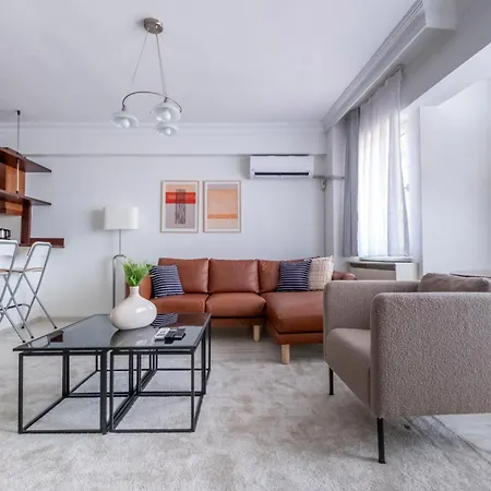 2-bedroom With Private Terrace Διαμέρισμα *